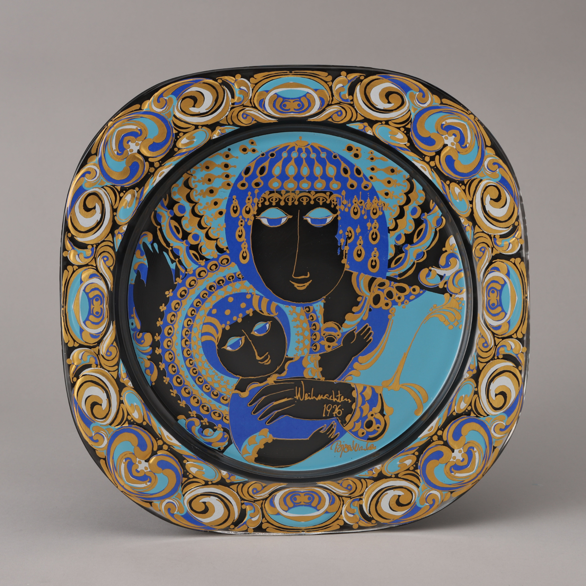 Weihnachtsteller in Glass(Chrisrmas Plate in Glass) 1976 "Madonna and Child"