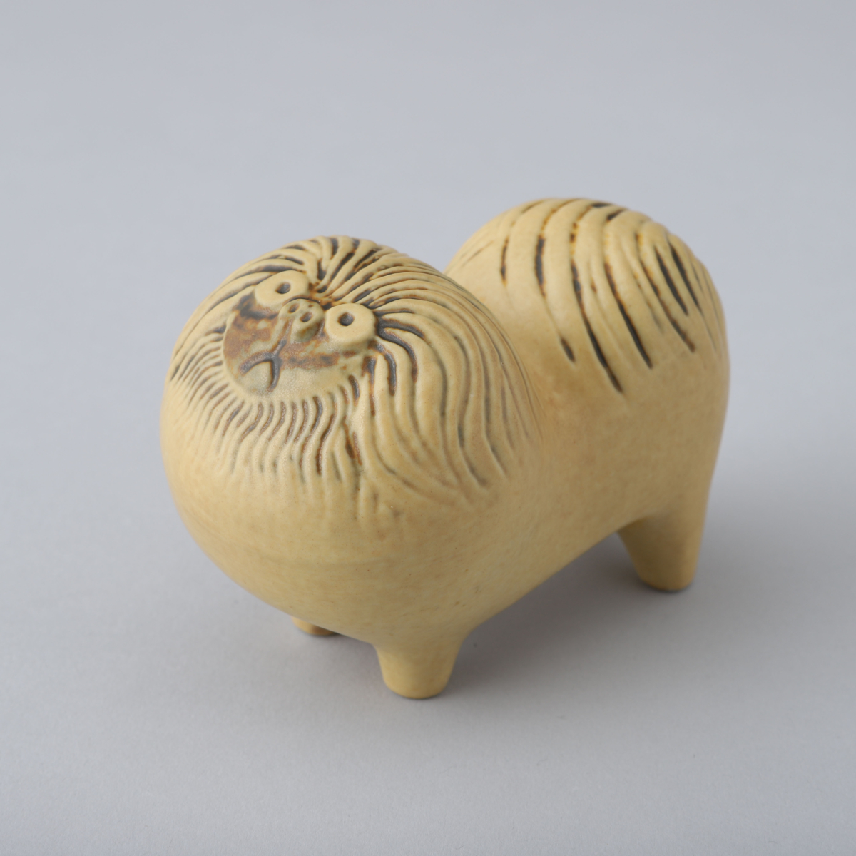 Kennel Series Pekingnese