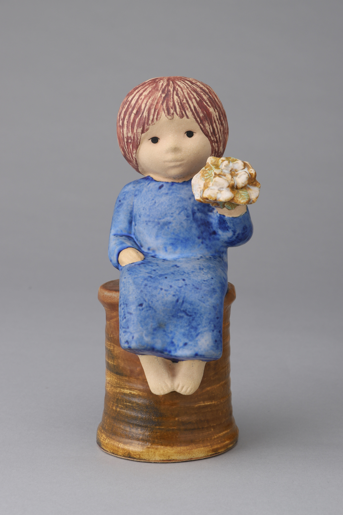 Skulpturer Series "Blomsterflicka(Girl with Flower)"