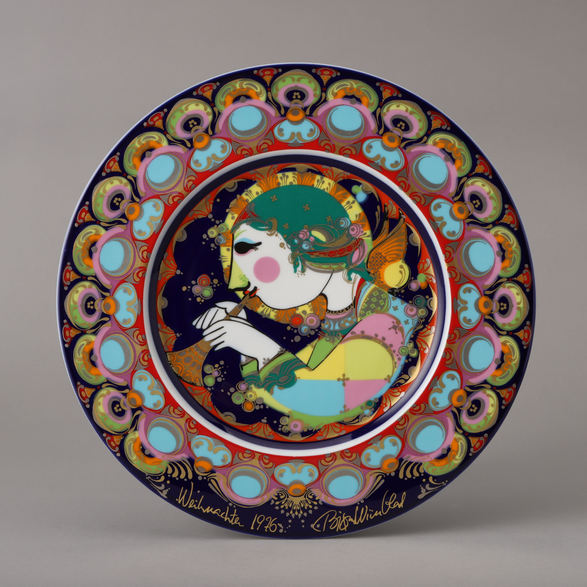 Weihnachtsteller (Christmas Plate) 1976 "Engel Mit Trompete (Angel with Trumpet)"