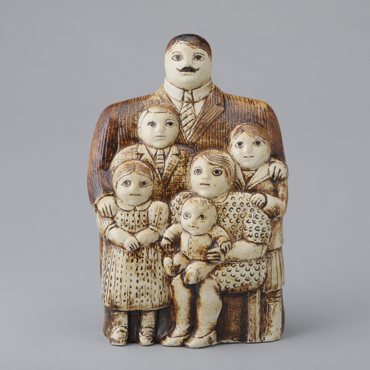 Figurer & Skulpturer Series, The Family