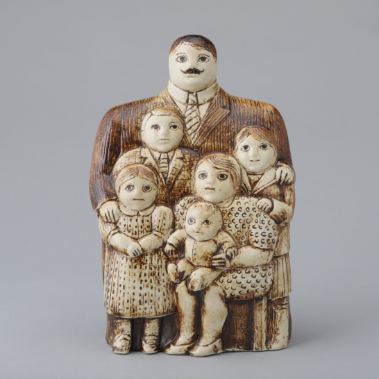 Figurer & Skulpturer Series, The Family