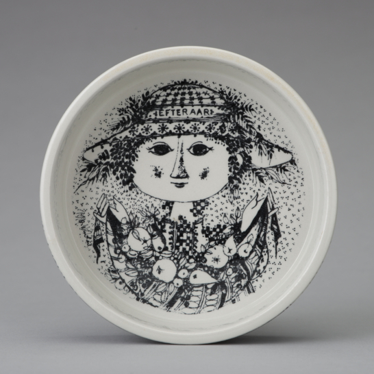 Four Seasons Series, Black White Dish-Efteraar(Autumn)