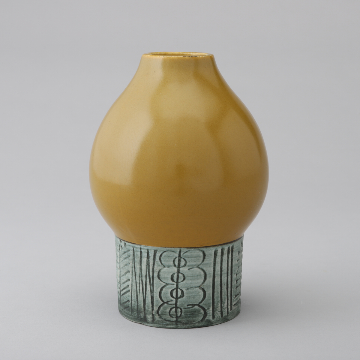 "Tarragona" Series Vase