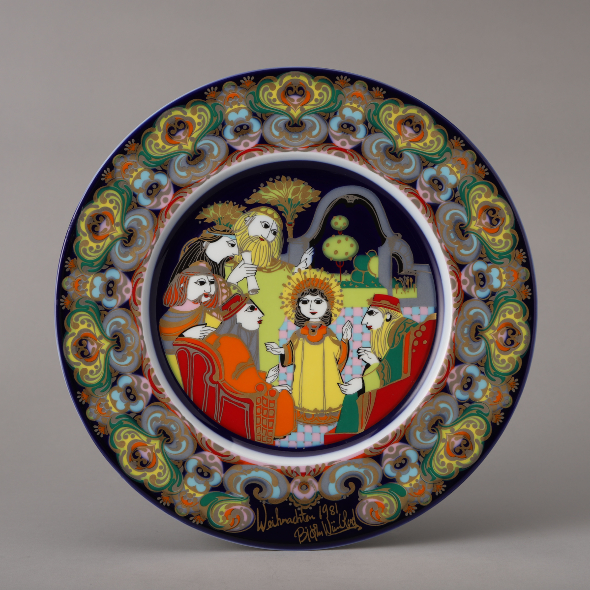 Weihnachtsteller (Christmas Plate) 1981 “Das Kind bei den Gelehrten im Tempel (The Child with the Scholars in the Temple)"