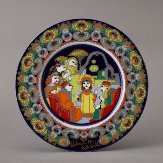 Weihnachtsteller (Christmas Plate) 1981 “Das Kind bei den Gelehrten im Tempel (The Child with the Scholars in the Temple)