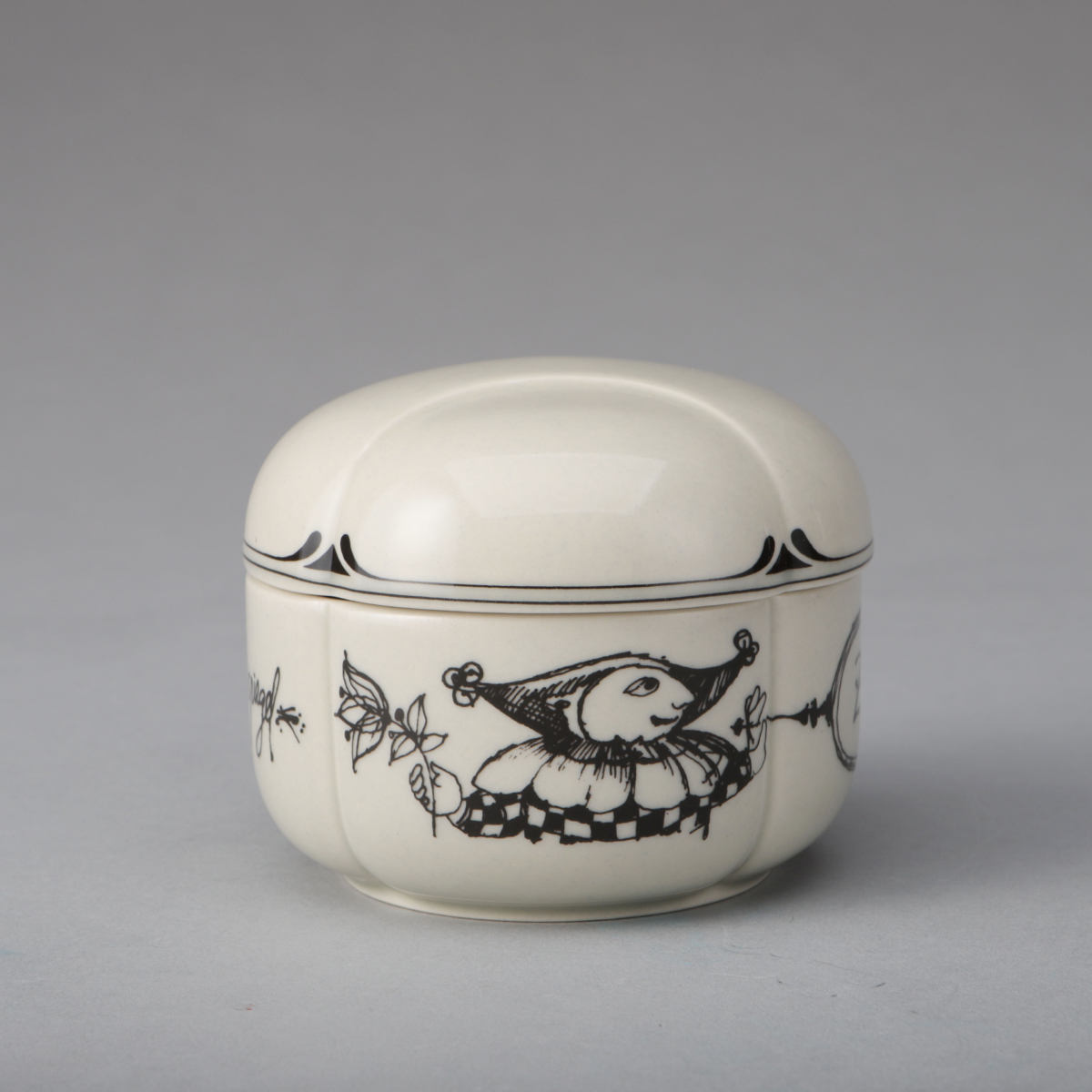"Till Eulenspiegel" Sugar Bowl with Lid