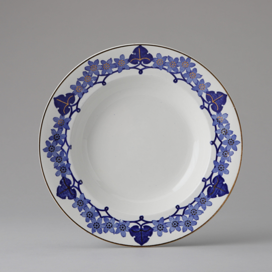 Gilded 'Blåsippa(blue sippa) Plate
