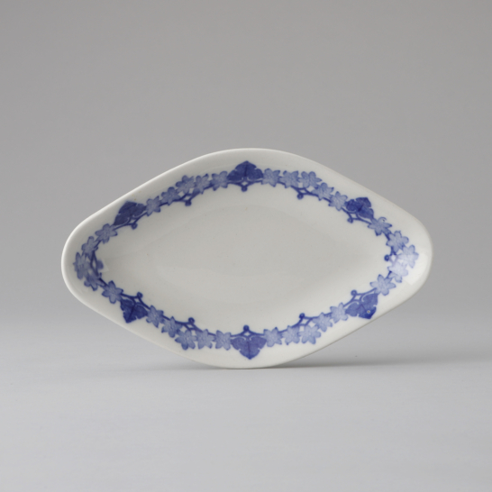 Blåsippa(blue sippa) Diamond-shaped Dish