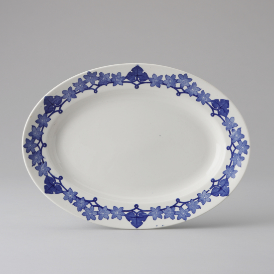 Blåsippa(blue sippa) Oval Plate