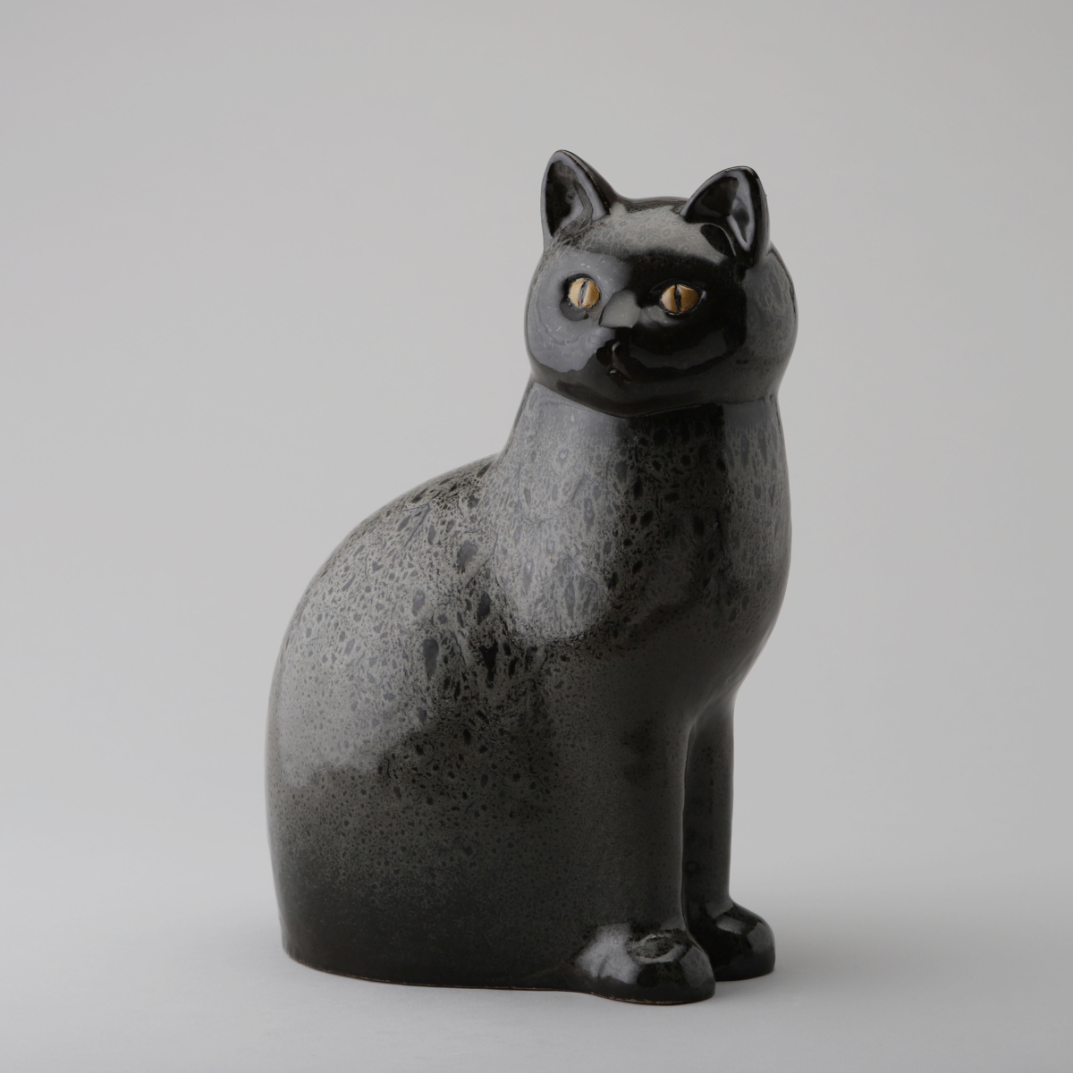 "Murre" Series Cat