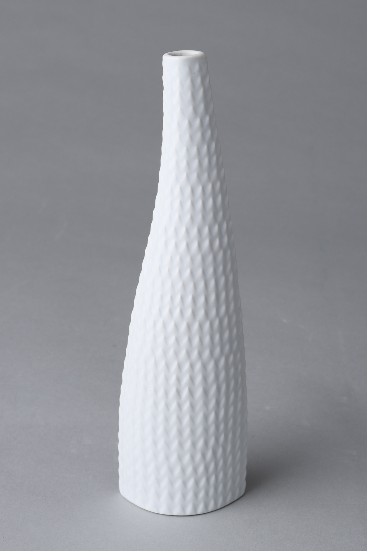 "Reptil" White Vase