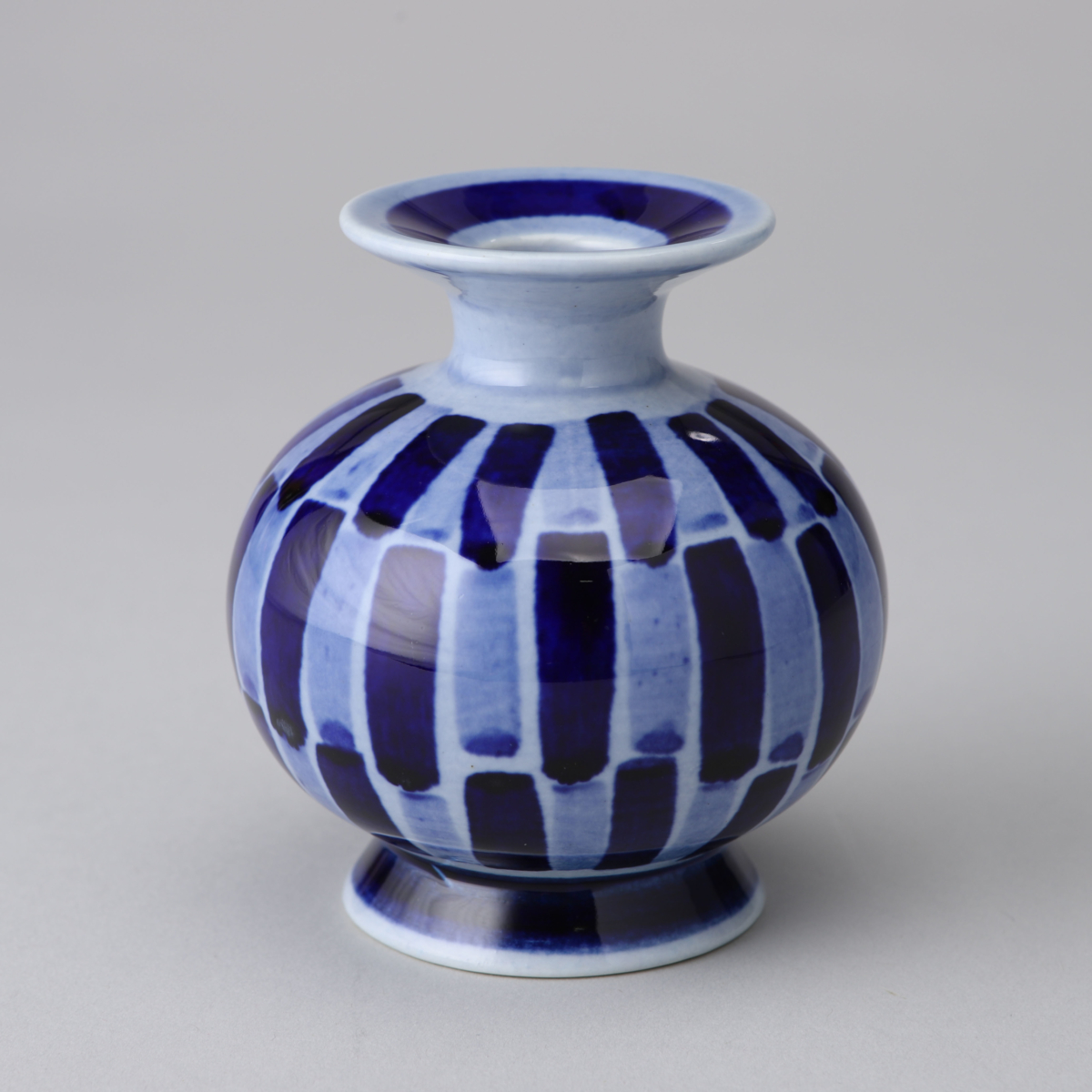 "Matilda" Swelling Candleholder