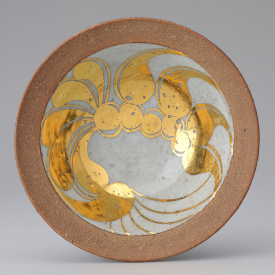 Bowl with Golden Motif