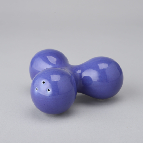 "Toi" Salt & Pepper Shaker