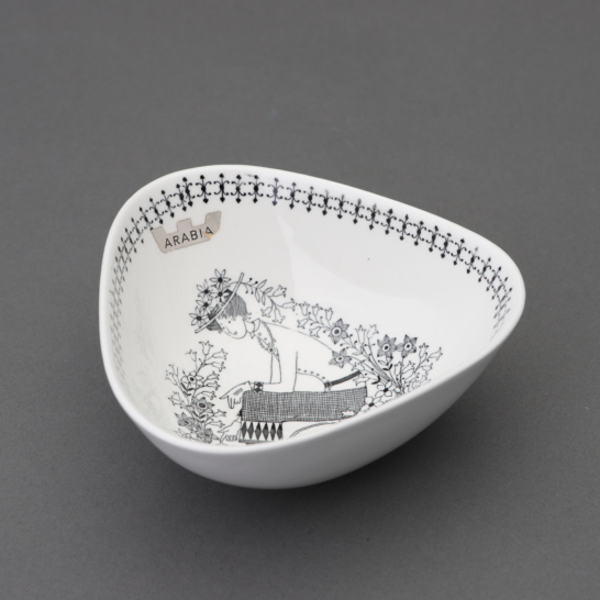 Emilia Triangle Bowl