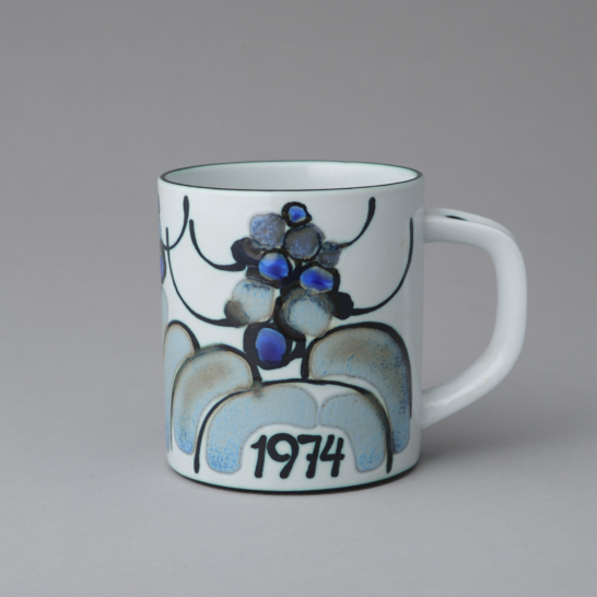 Royal Copenhagen Annual Mug Large 1974
