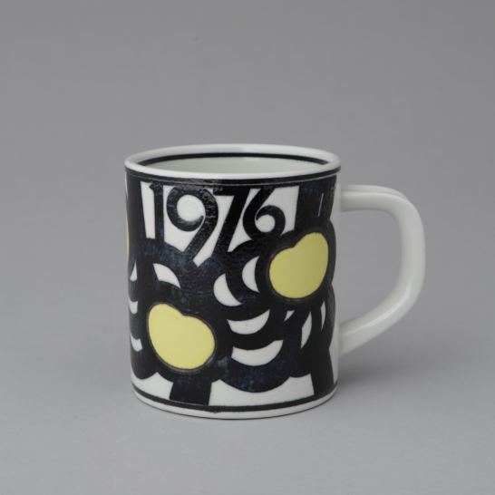 Royal Copenhagen Annual Mug Large 1976