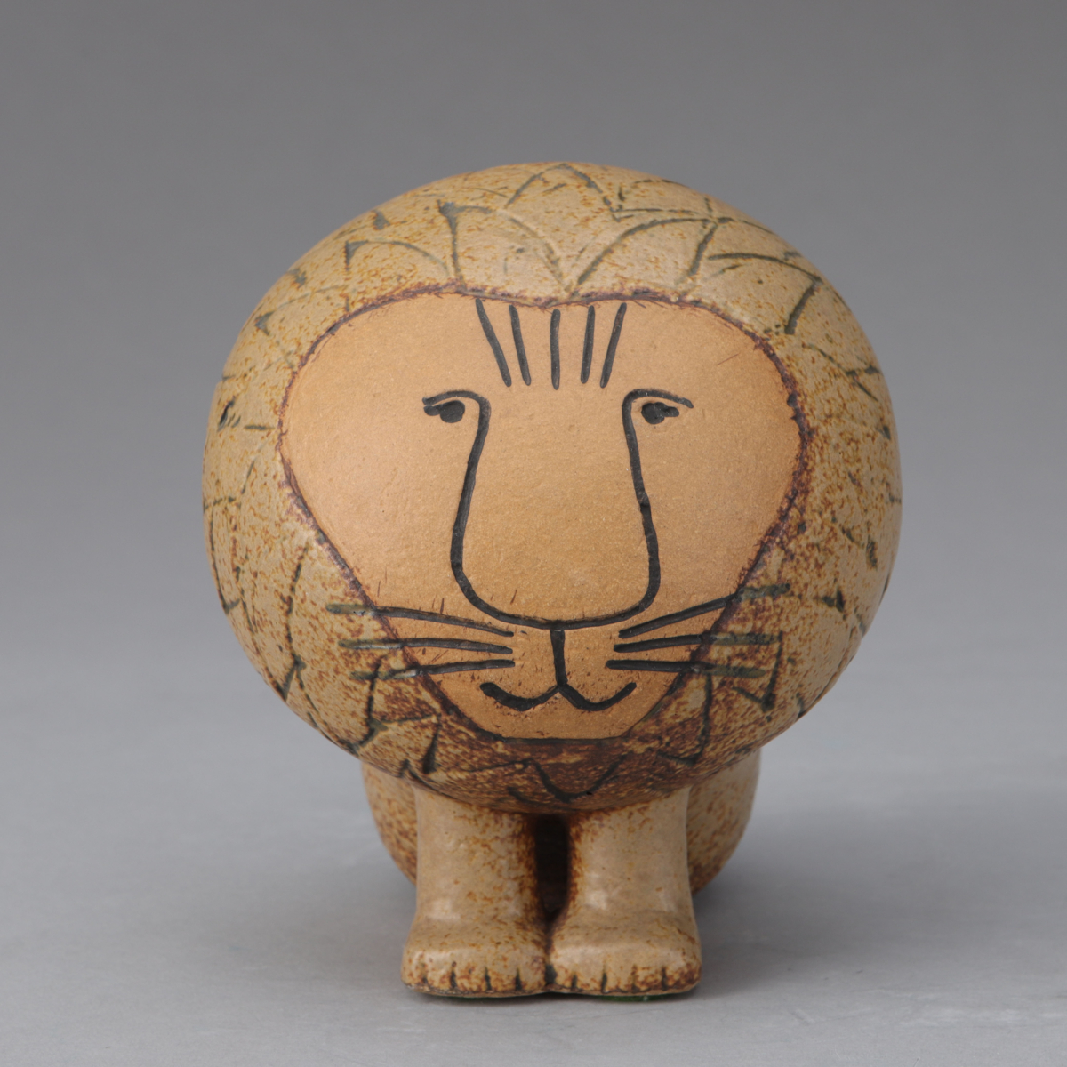 Afrika(Africa) Series "Lion" Medium