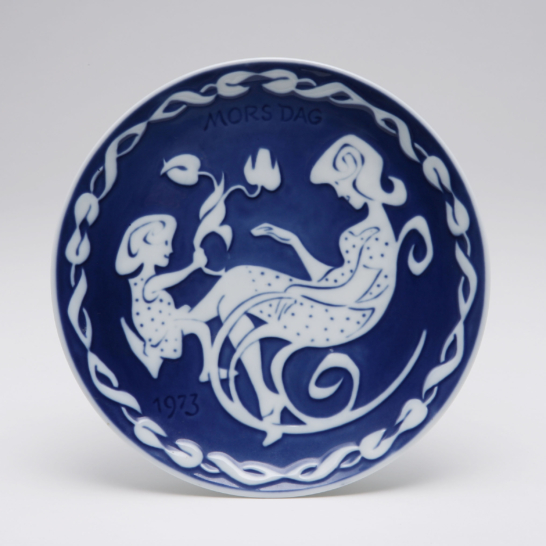 Royal Copenhagen 1973 Mother's Day Plate